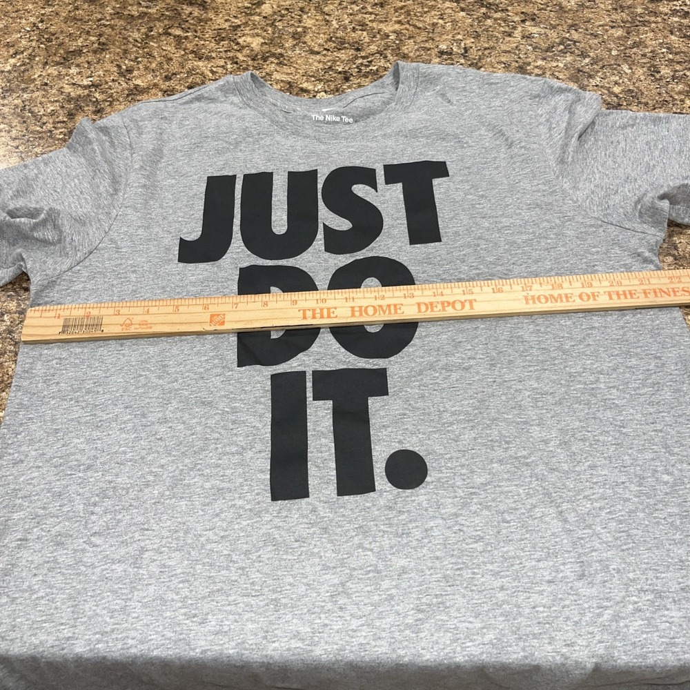 2 - Nike Mens Training T-shirts Gray & White Just Do It & Swoosh Logo Sz Large - Picture 5 of 12